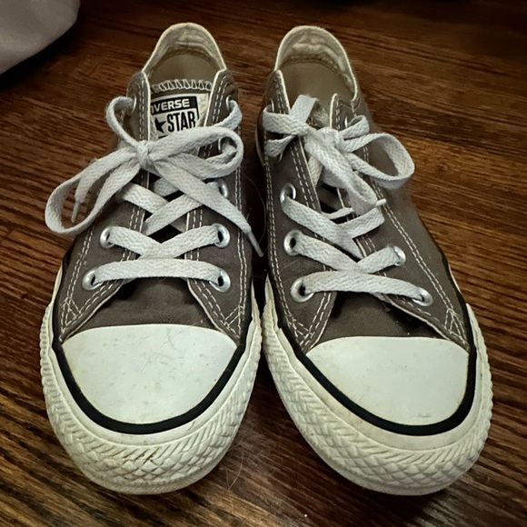 Converse All Stars Chuck Taylor Size kids 5.5 (also fits women’s 6.5) - Picture 1 of 6
